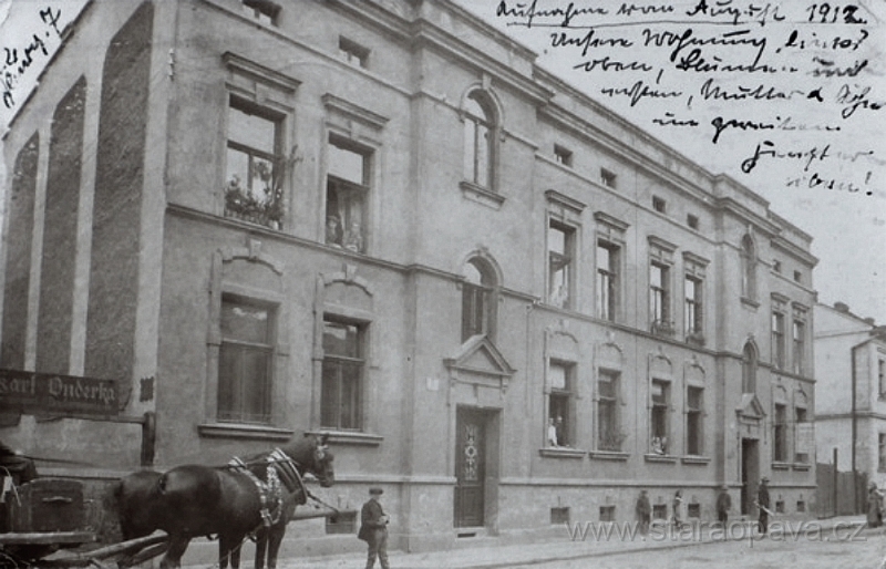 1695254361.jpg - Dům č.p. 7 na pohlednici prošlé poštou v roce 1912